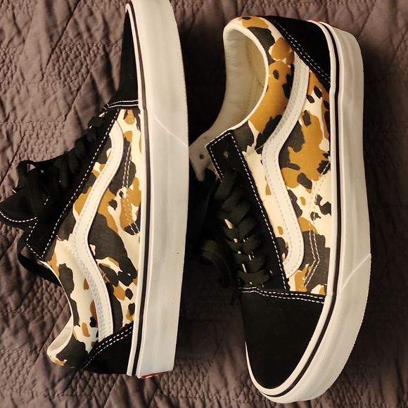 Vans Old Skool Cow brand new  sneakers - Picture 1 of 11